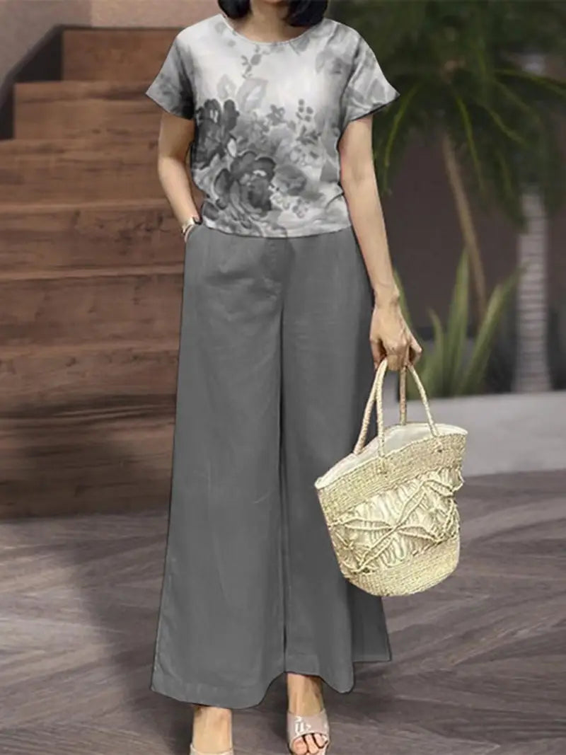 Meadow Flow Set – Women's Printed Short Sleeve Top with Flow Pants