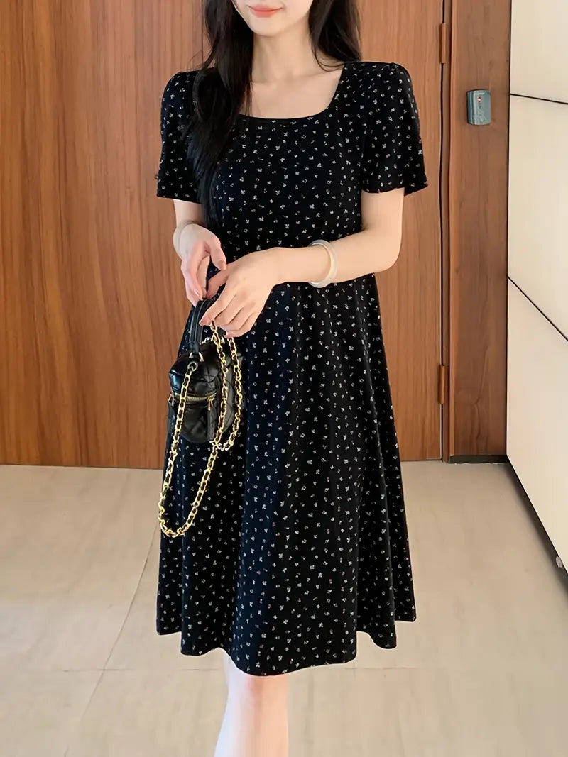 Grace Loop – Elegant Printed Casual Dress for Women