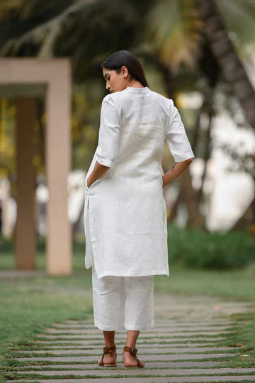 Shilpa Shetty Styled Vanilla Linen Kurta Set