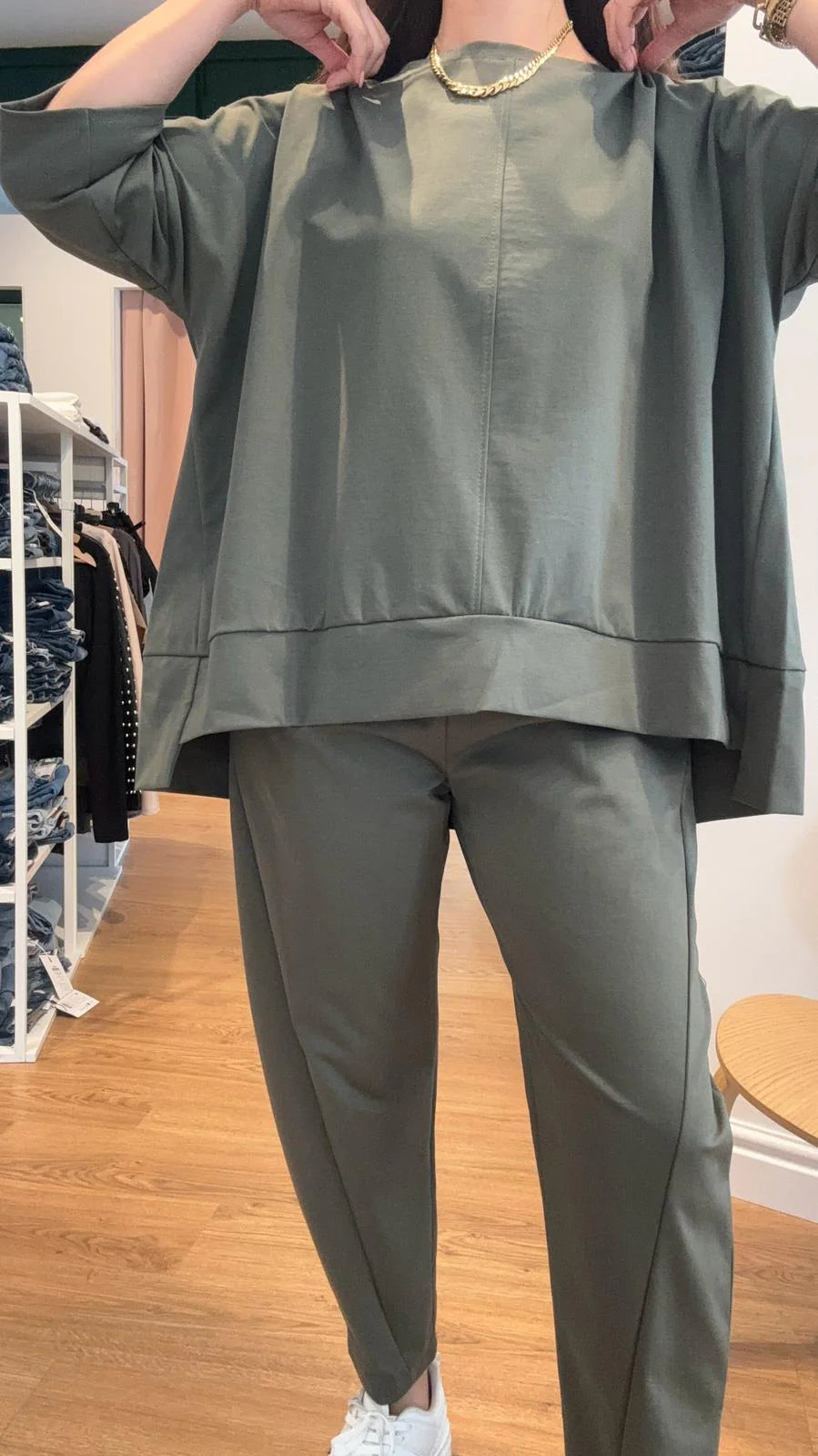 Agostina Primavera Cordset