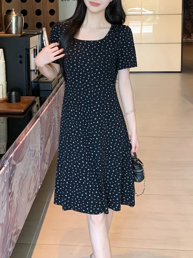 Grace Loop – Elegant Printed Casual Dress for Women