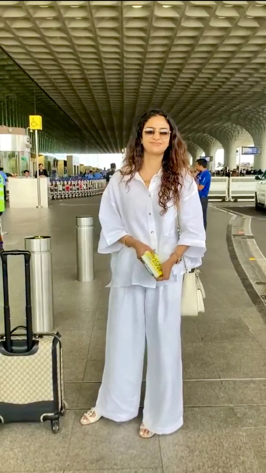 Keerthi Suresh Muse Vanilla Linen Coord Set